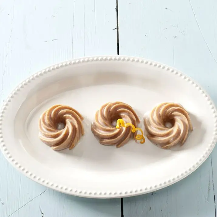 molde-heritage-bundtlette-pan---nordic-ware.webp