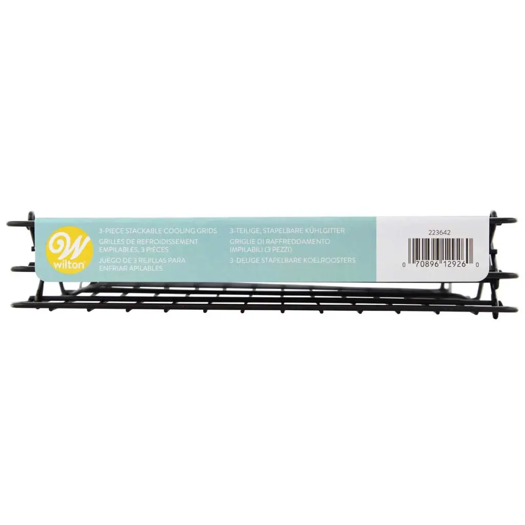 WILTON2021_03-0-0058_WILTON_RECIPE_RIGHT_NON-STICK_3_TIER_COOLING_GRID2_JPG_1.webp
