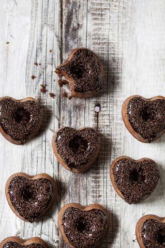 [0070037] Molde Antiadherente 6 Donuts Corazón Decora